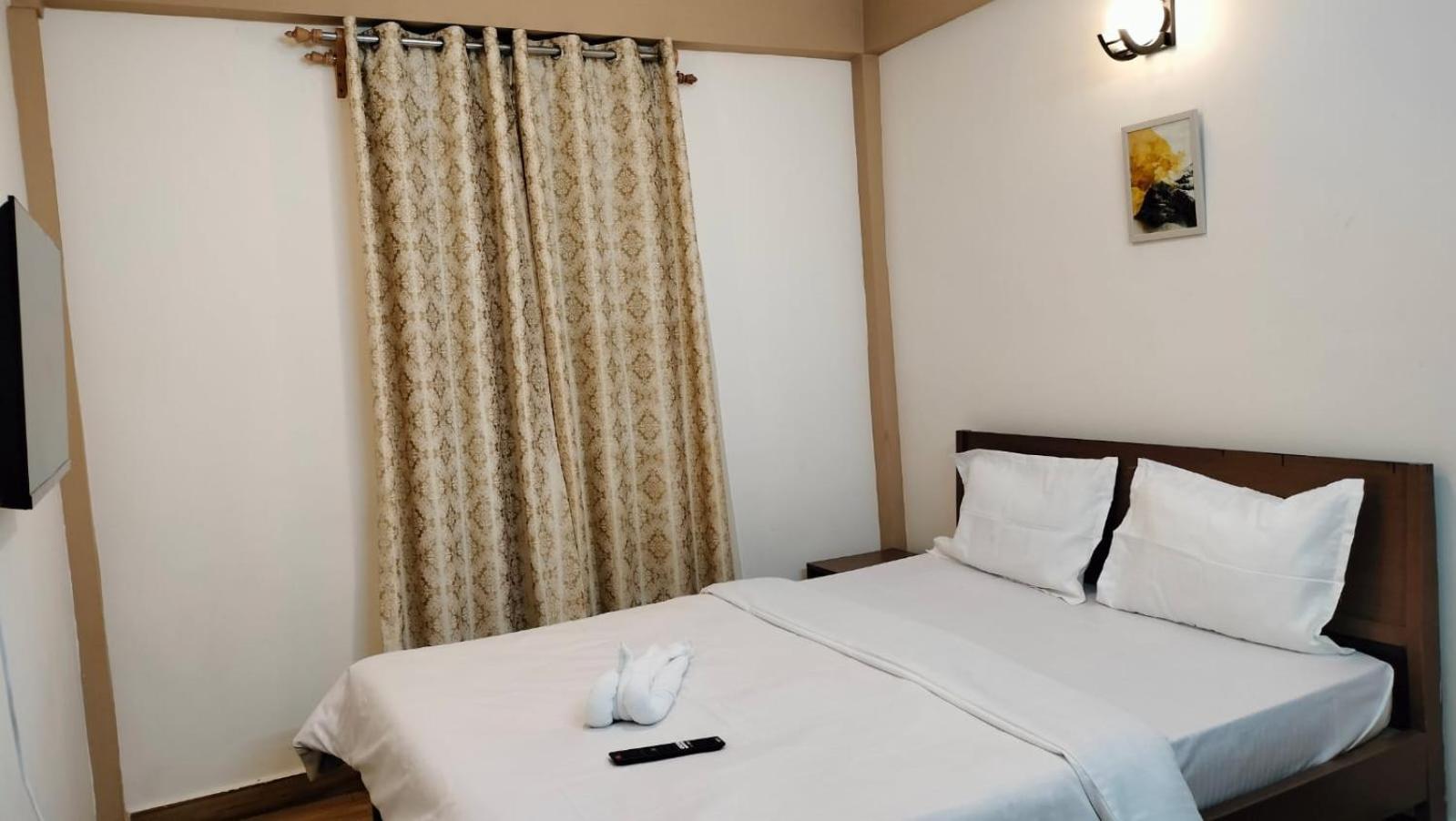 Aroma Inn Shillong Exterior foto